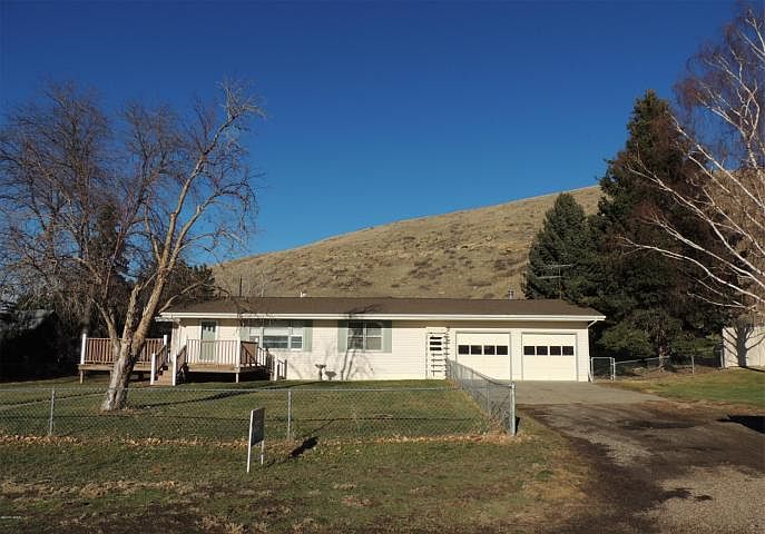 75 Luxor Ln, Sand Coulee, MT 59472 | Zillow