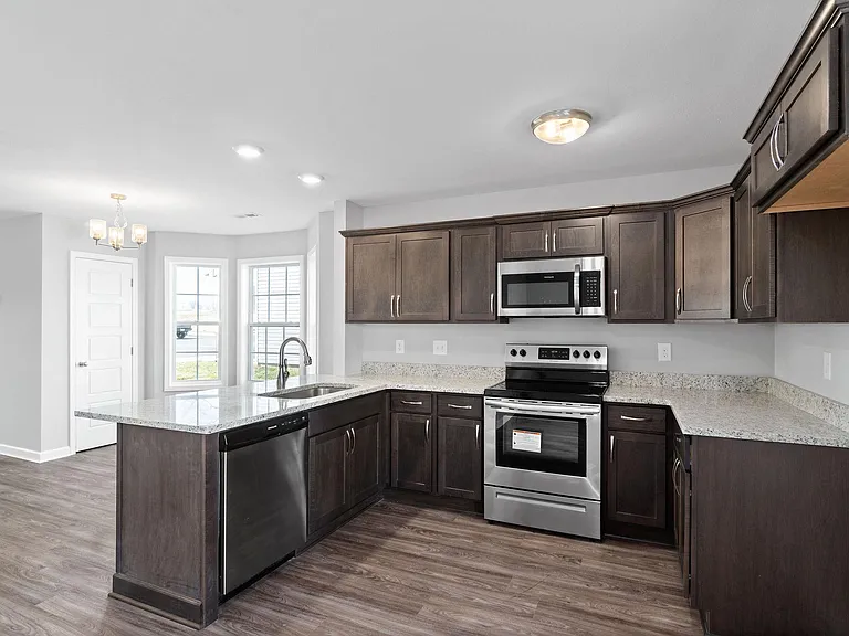 645 Stowe Ct #K — Photo 17