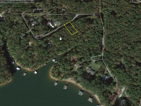 7711 Elm Cir, Murrayville, GA 30564