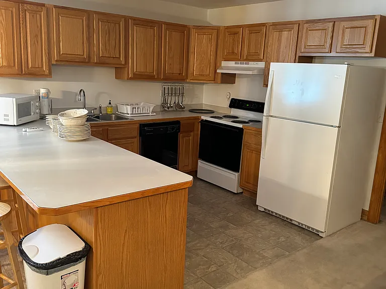 Horseshoe Rd — Photo 12
