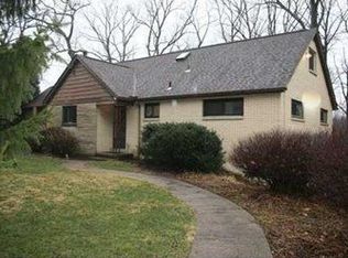 2672 Pointview Dr, Allison Park, PA 15101