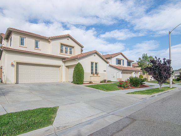 2nd image of 31890 Birchwood Dr