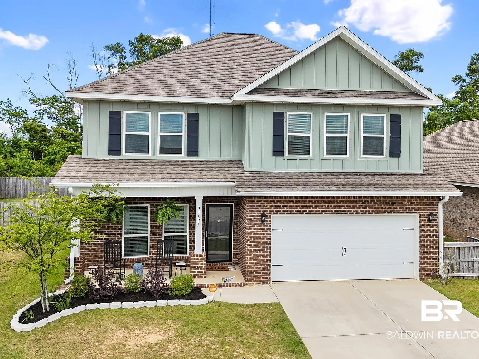 4 bed, 3.5 bath, 2496 sqft, $3,000 — Photo 2