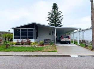 831 Egret Ln, Tarpon Springs, FL 34689