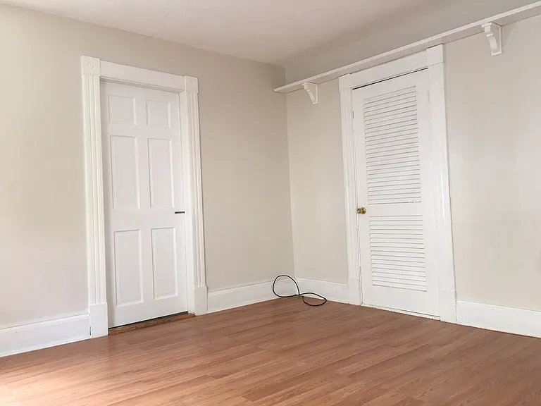 165 Avon St #A — Photo 13