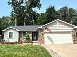31267 Louise Dr, Chesterfield, MI