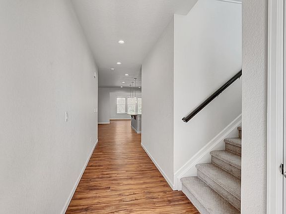 2nd image of 15171 Gaylord St
