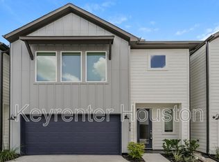 8318 Curry Rd, Houston, TX 77093