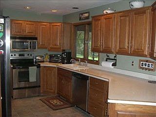 3rd image of 1550 River View Dr