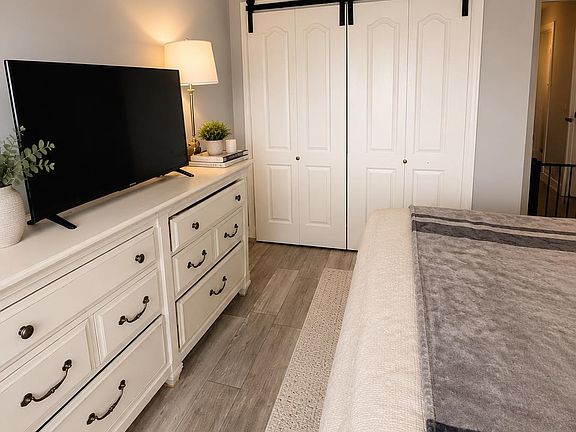 5th image of 22661 Lougheed Hwy #328
