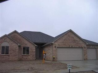 1131 Williamson Cir, Pontiac, MI