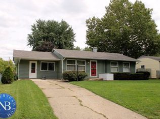 1907 Syrcle Dr, Danville, IL 61832