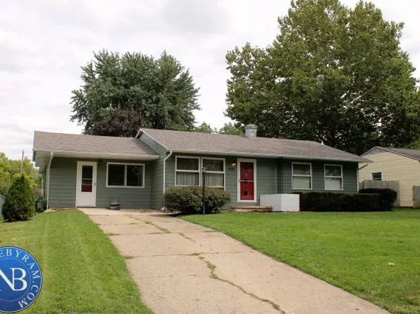1907 Syrcle Dr, Danville, IL 61832