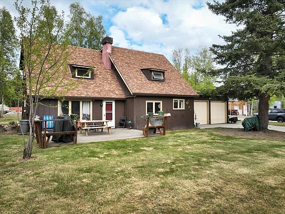 2nd image of 1024 Nordale Rd