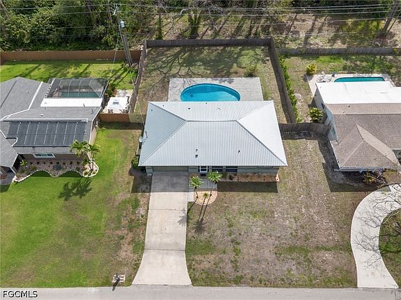 2nd image of 8848 Fordham St