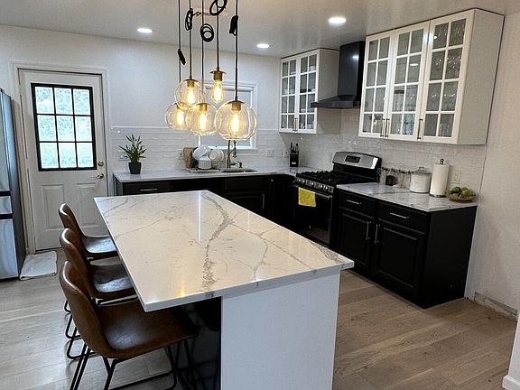 3rd image of 181 Terrace Ave