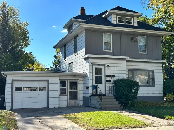 1224 11th Ave N, Fargo, ND 58102