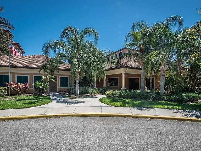 352 Laurel Falls Dr — Photo 39