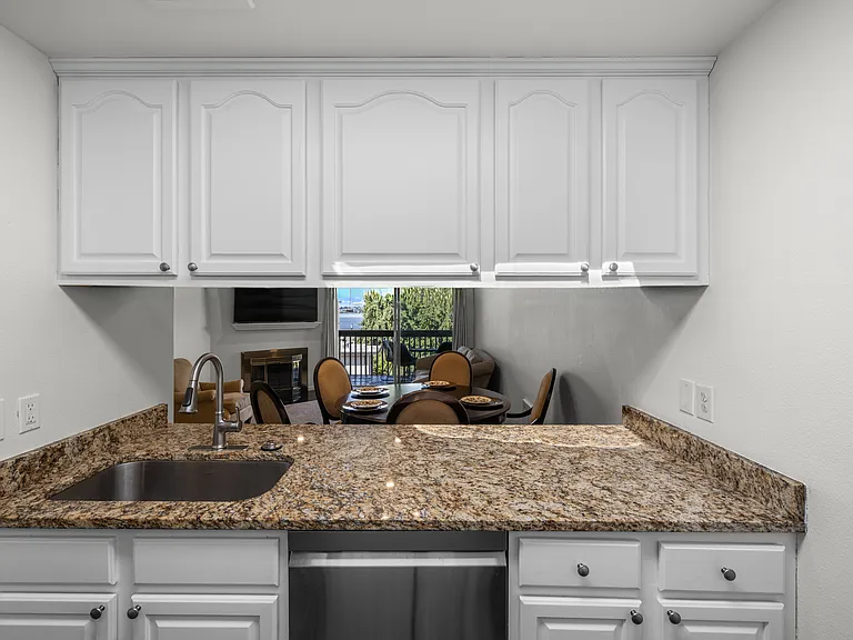 6627 Lakeview Dr #A304 — Photo 11