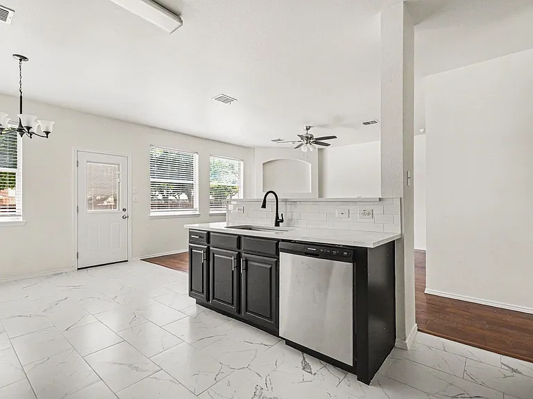 1578 Mahogany Dr — Photo 12