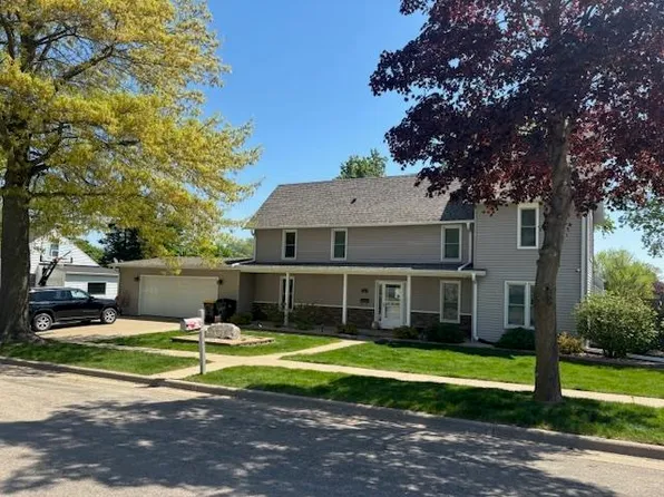 1075 Grant St, Fennimore, WI 53809