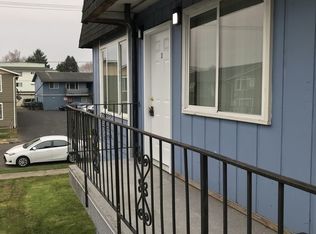 1917 33rd Ave APT 3, Longview, WA 98632