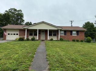 112 Charlotte Dr, Cynthiana, KY 41031