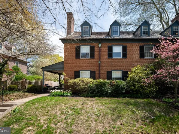 702 Greenhill Ave, Wilmington, DE 19805