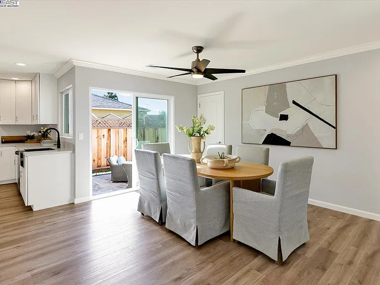 1827 Bandoni Ave — Photo 11