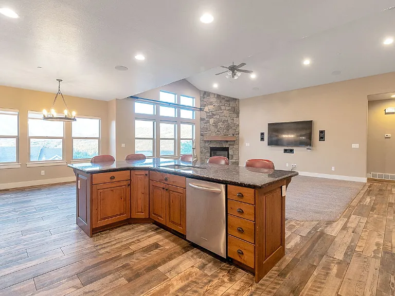 14637 S Woods Landing Ct — Photo 10