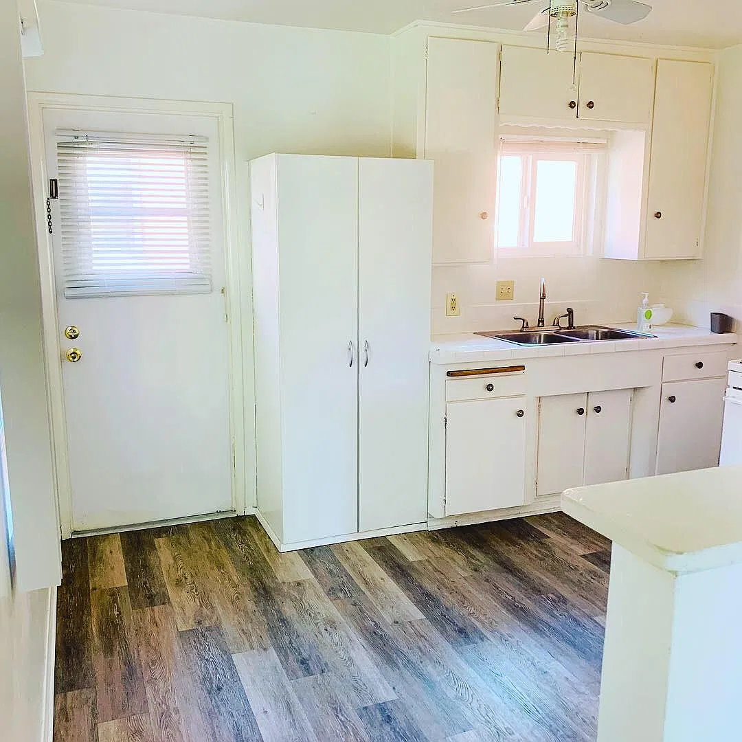 2 bed, 800 sqft, $3,595 — Photo 4