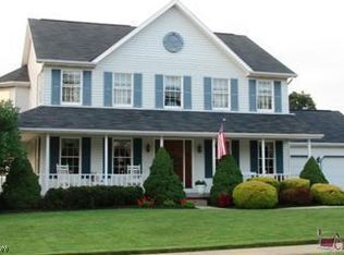 1923 Tanglewood Cir NE, Louisville, OH 44641