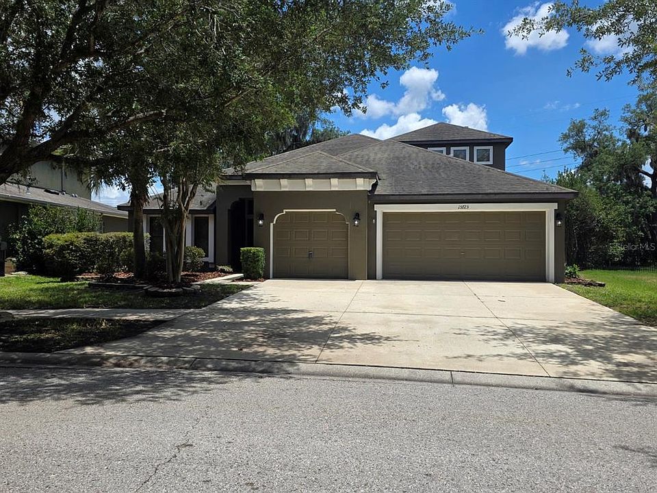 1st image of 15723 Starling Water Dr