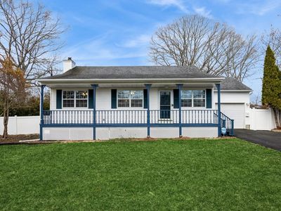 29 Rockledge Drive, Shirley, NY, 11967