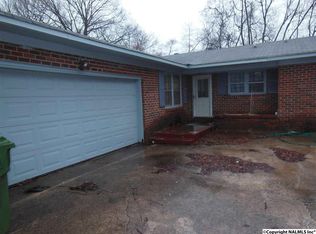 3901 Buttercup Dr SW, Huntsville, AL 35805