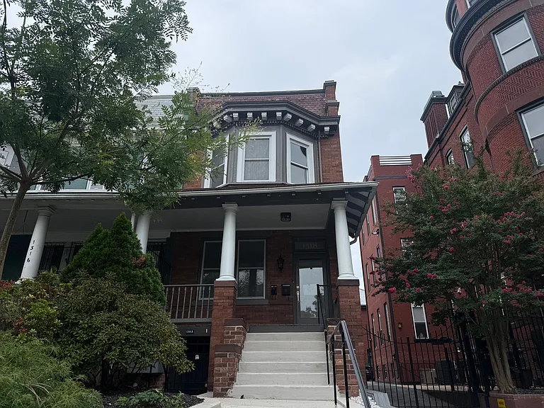 1318 Girard St NW — Photo 1