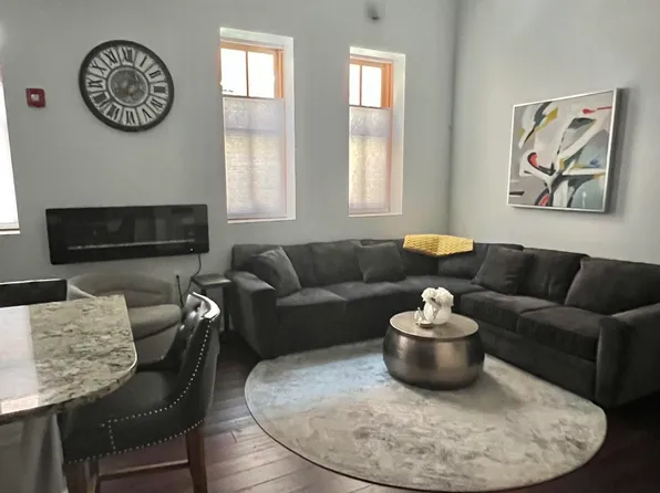 5 Spring Street APT 101, Saratoga Springs, NY 12866