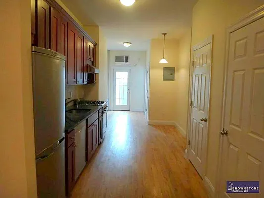 Rented by Brownstone Real Estate | media 11