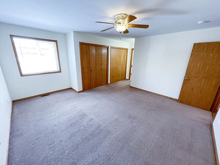 5441 Basin View Dr — Photo 22