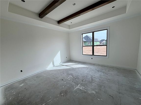 4th image of 1811 Ferguson St