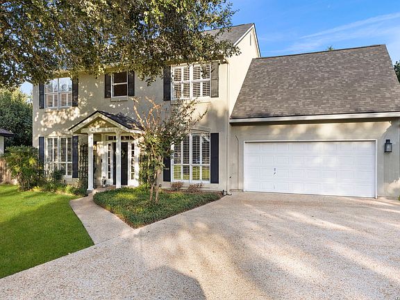 3rd image of 1655 Hawks Tree Ln