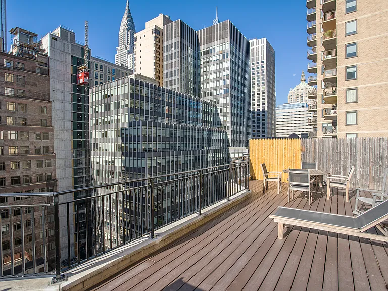 225 E 46th St #3H — Photo 7