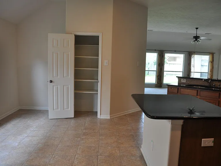 12814 Quail Creek Dr — Photo 15
