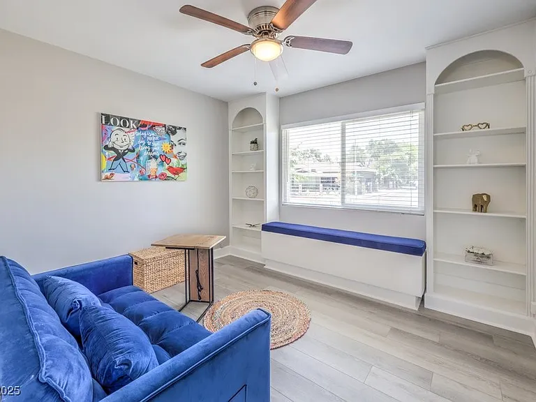2400 Sherman Pl — Photo 21