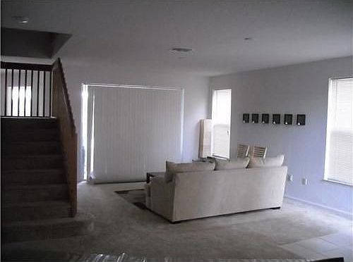 4th image of 4644 SW 132nd Ave