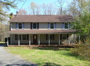 1063 Apple Orchard Cir, Berkeley Springs, WV 25411
