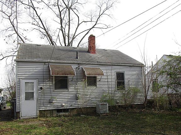 5th image of 3047 E 13th Ave