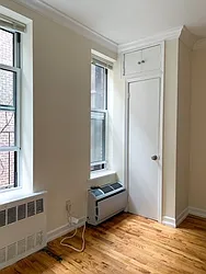 Rented by PocketBroker Inc