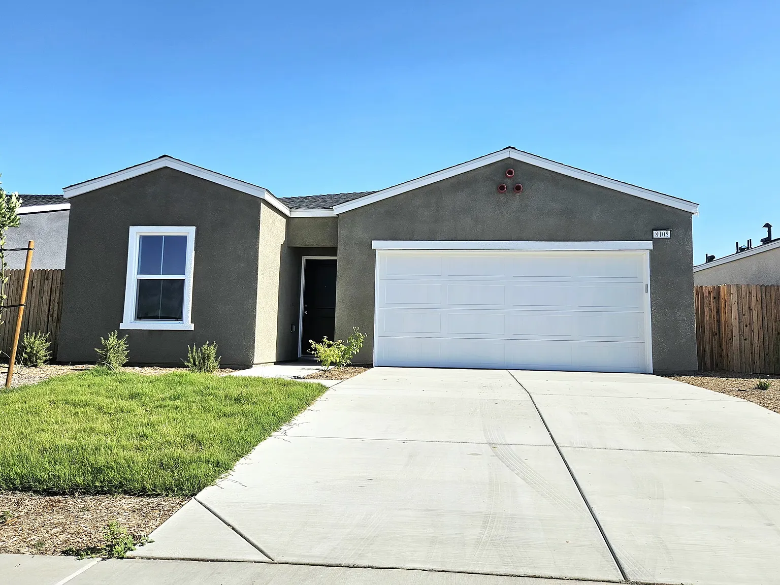 8105 Wandesford Dr - 1 — Photo 1