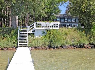2127 N Wardens Point Rd, Lake Leelanau, MI 49653
